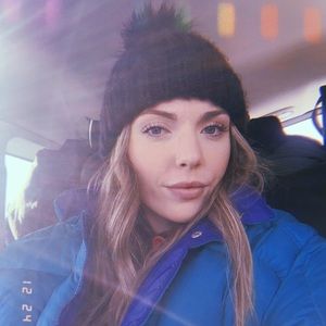 Meet your Posher, Abby